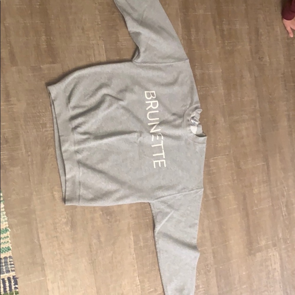 Sweatshirt